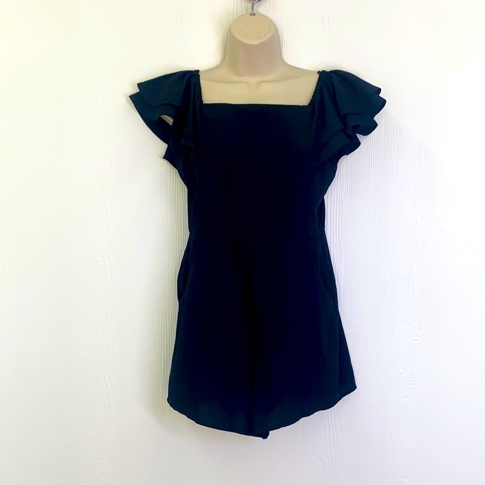 She & Sky - NWT Black Polyester Off The Shoulder Short Romper Size Small